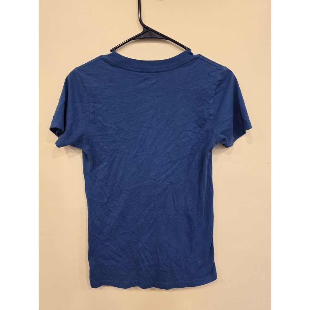 Doctor Who Her Universe TARDIS Graphic V-Neck T-Shirt Whovian Nerdcore Fandom - Picture 4 of 4